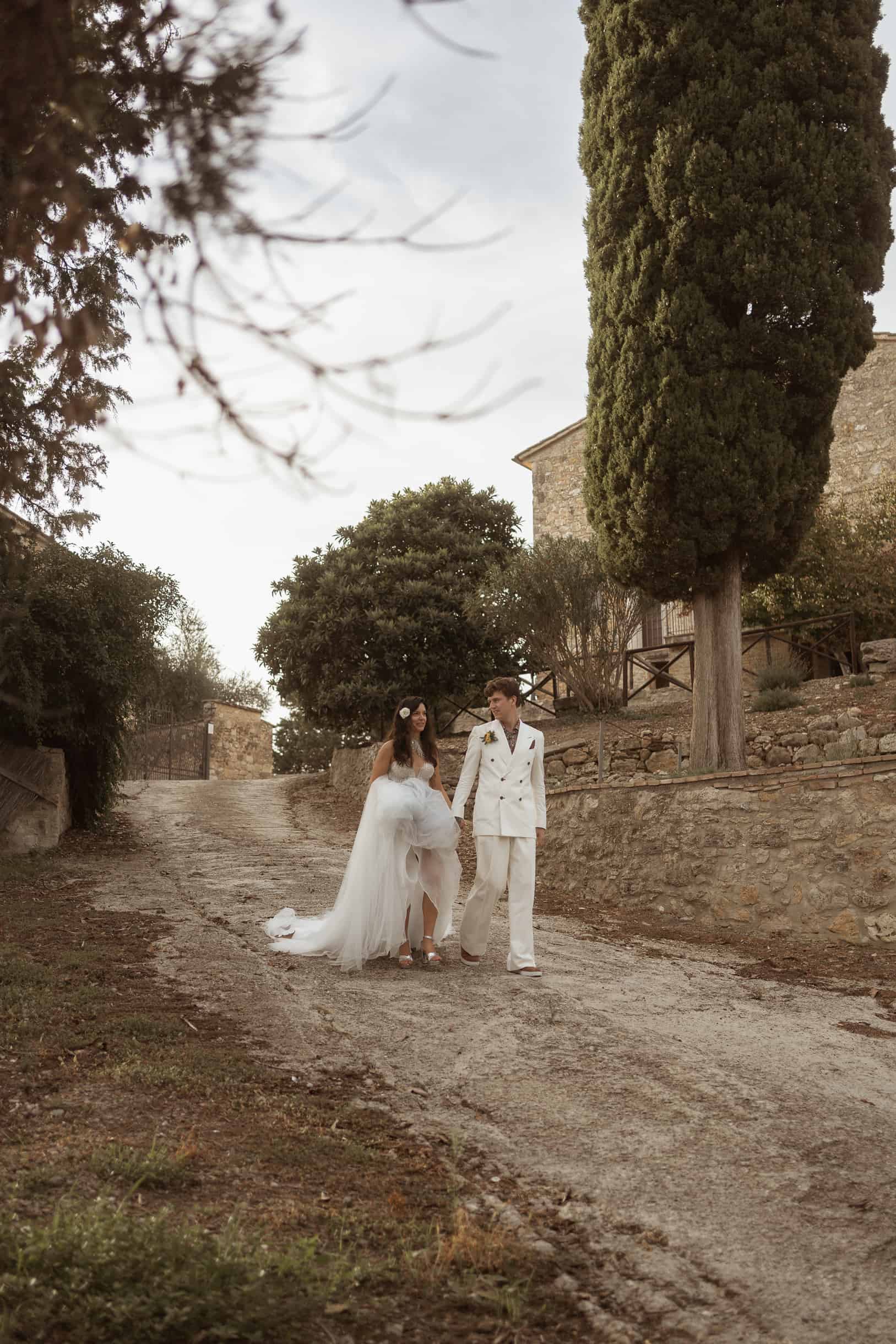 Elegant & refined wedding inspiration from Tuscany